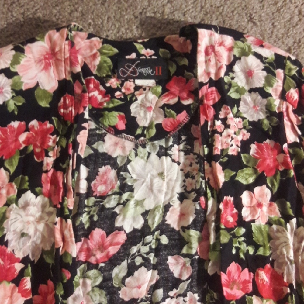❤ Floral Cover Up - mid sleeve - Picture 2 of 2